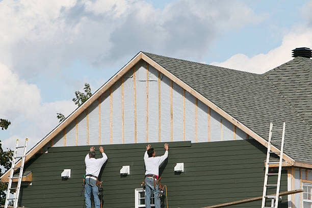 Professional Siding Contractor technician working in Valencia, PA